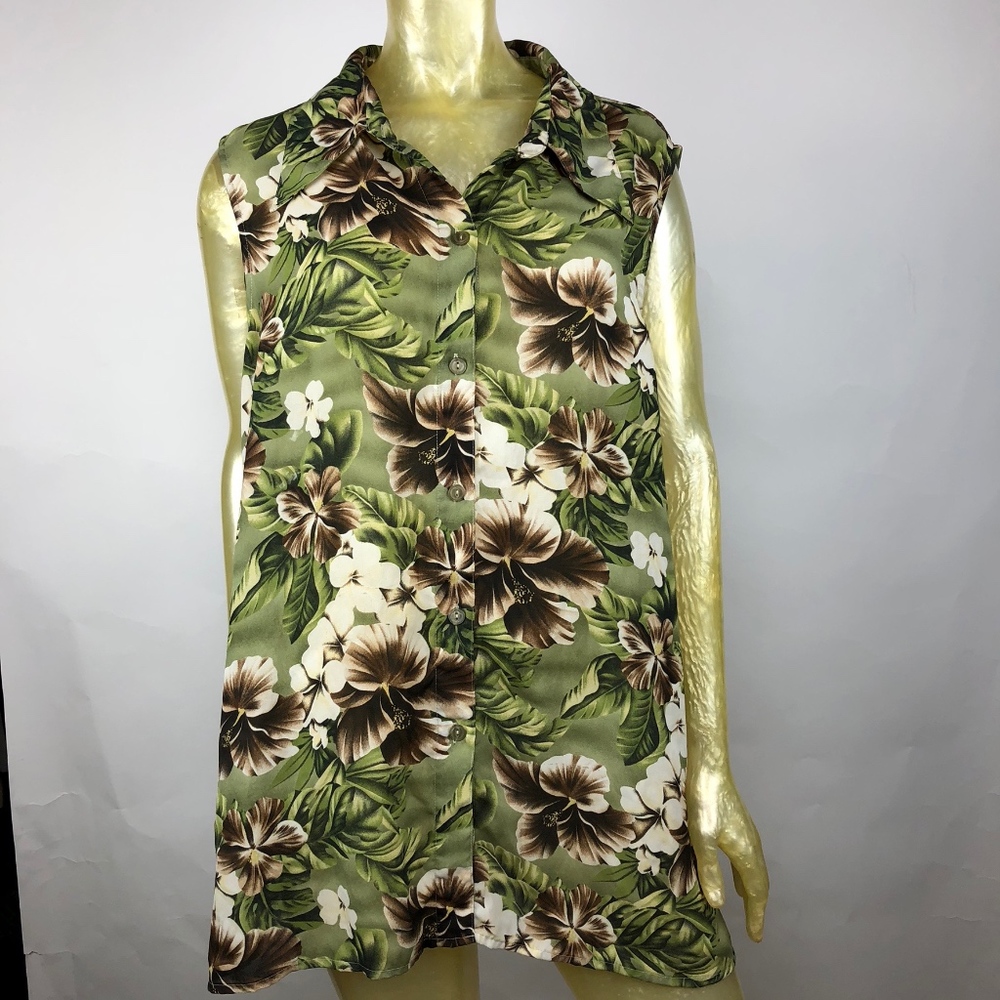 Blue Diamond Plus Size 22 Sleeveless Hawaiian Top